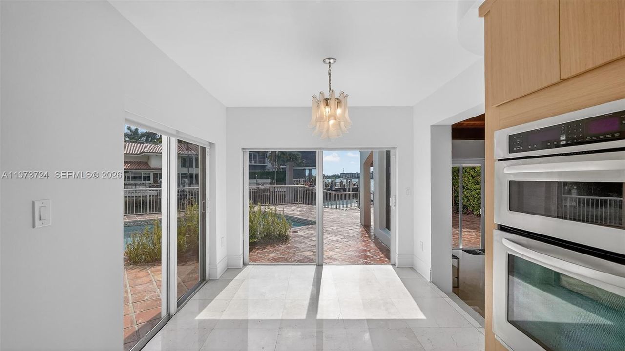 En Venta: $3,950,000 (4 camas, 3 baños, 3765 Pies cuadrados)
