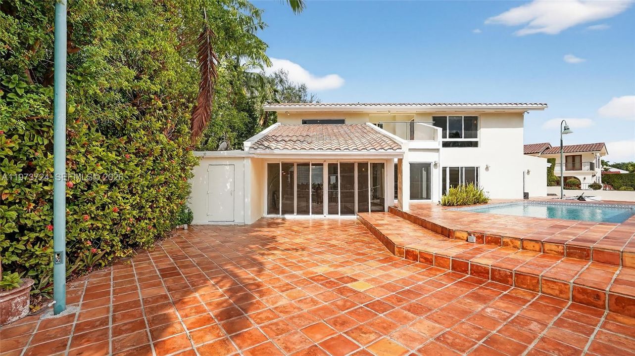 En Venta: $3,950,000 (4 camas, 3 baños, 3765 Pies cuadrados)