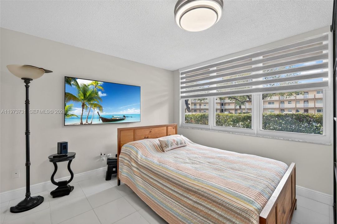 For Sale: $74,900 (1 beds, 1 baths, 590 Square Feet)