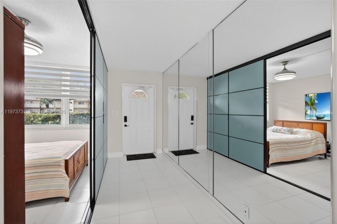 For Sale: $74,900 (1 beds, 1 baths, 590 Square Feet)