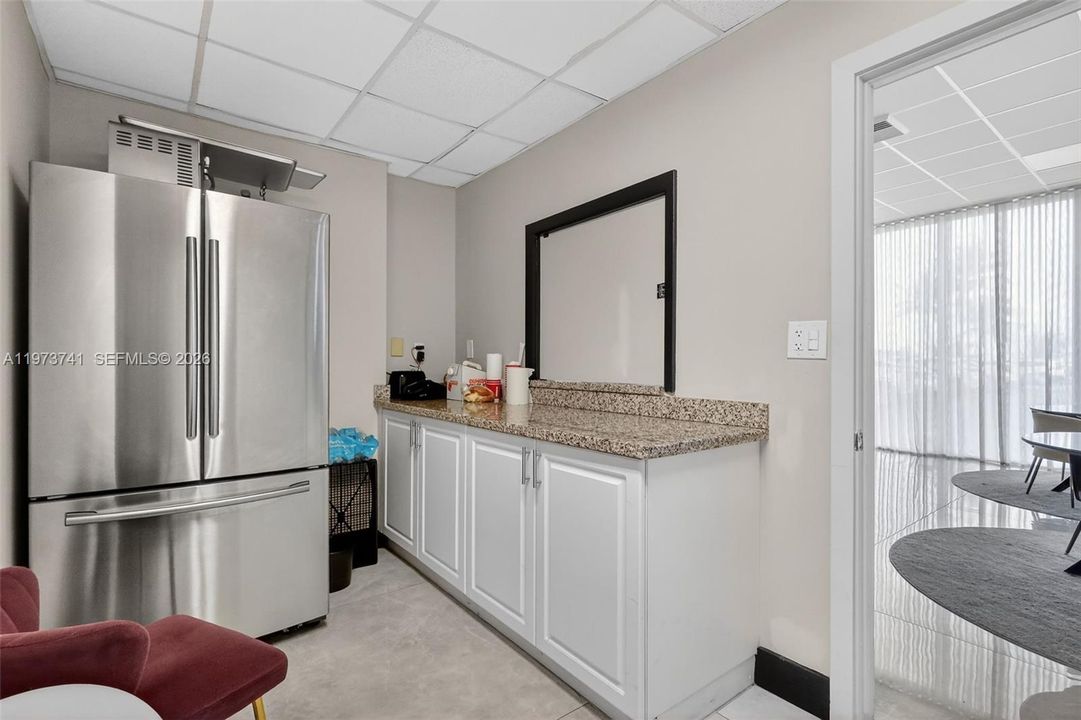 На продажу: $999,000 (3 спален, 2 ванн, 1500 Квадратных фут)