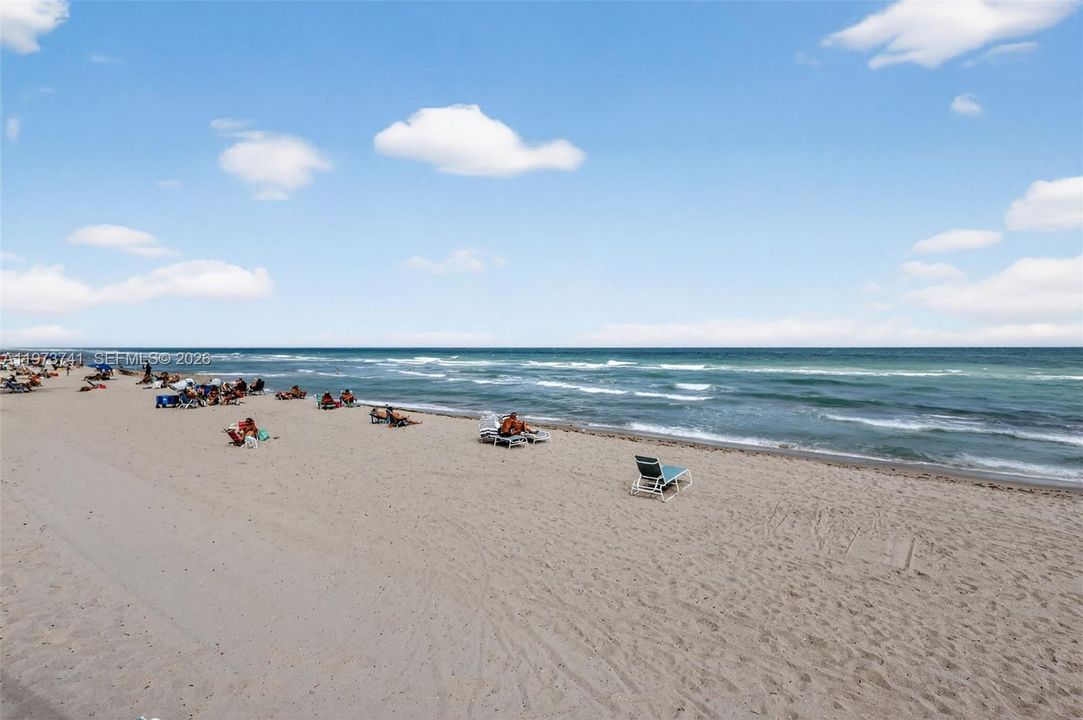 На продажу: $999,000 (3 спален, 2 ванн, 1500 Квадратных фут)