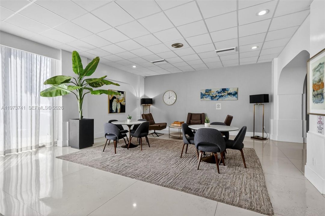 На продажу: $999,000 (3 спален, 2 ванн, 1500 Квадратных фут)