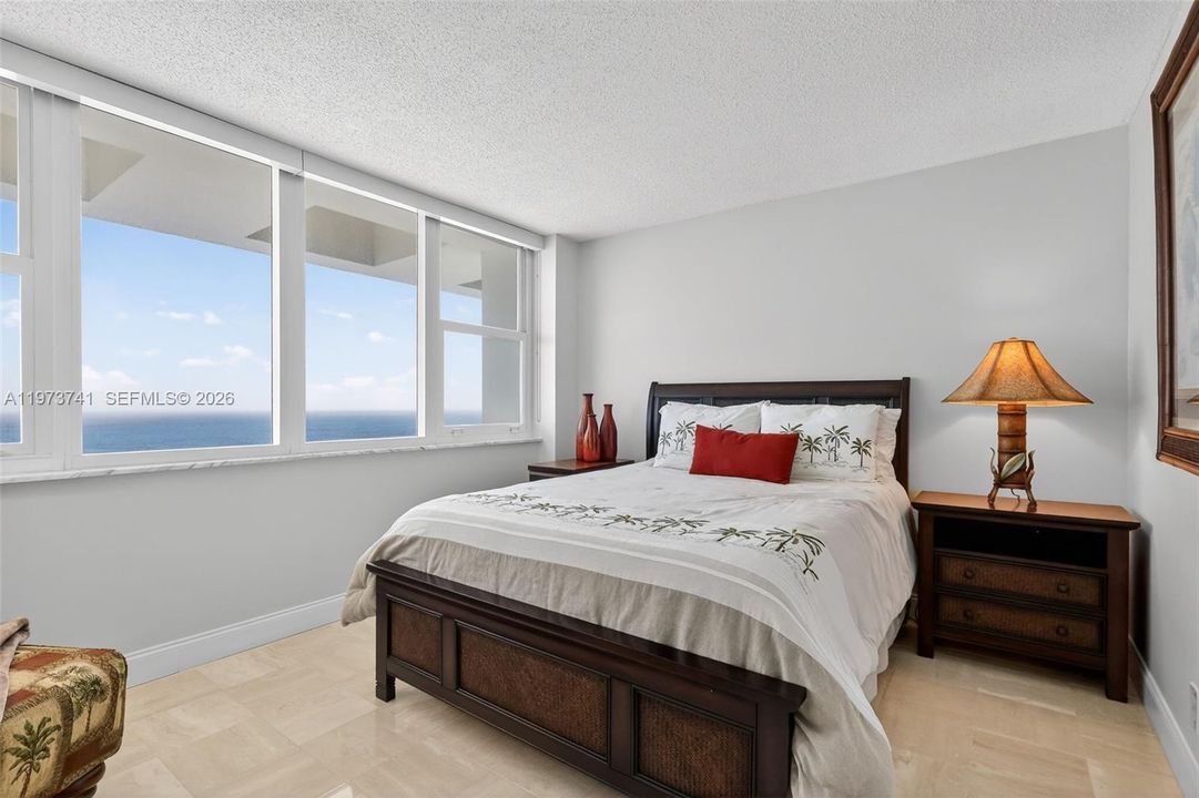 На продажу: $999,000 (3 спален, 2 ванн, 1500 Квадратных фут)