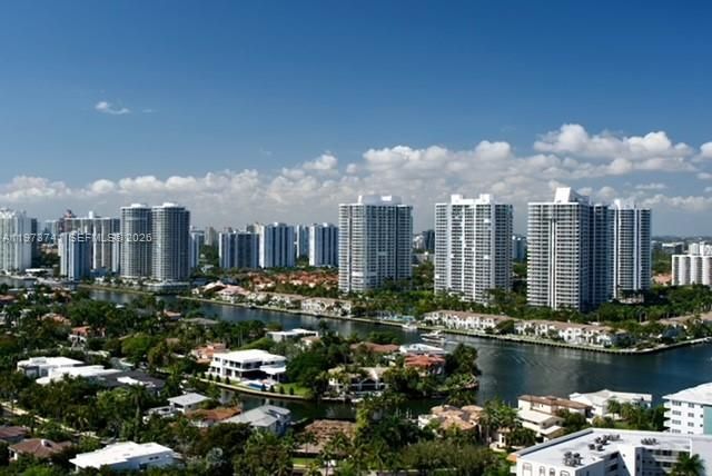 На продажу: $999,000 (3 спален, 2 ванн, 1500 Квадратных фут)