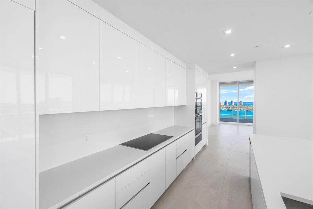Kitchen Stove Area