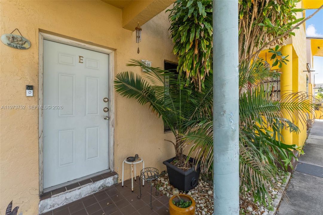 En Venta: $249,000 (2 camas, 1 baños, 760 Pies cuadrados)