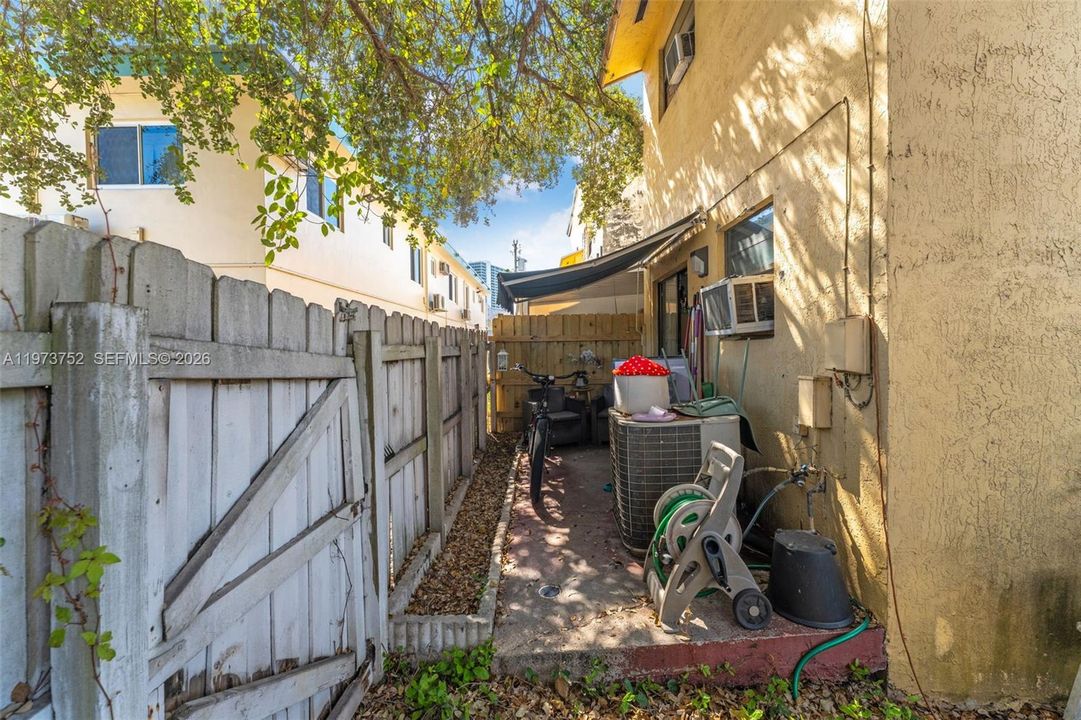 En Venta: $249,000 (2 camas, 1 baños, 760 Pies cuadrados)