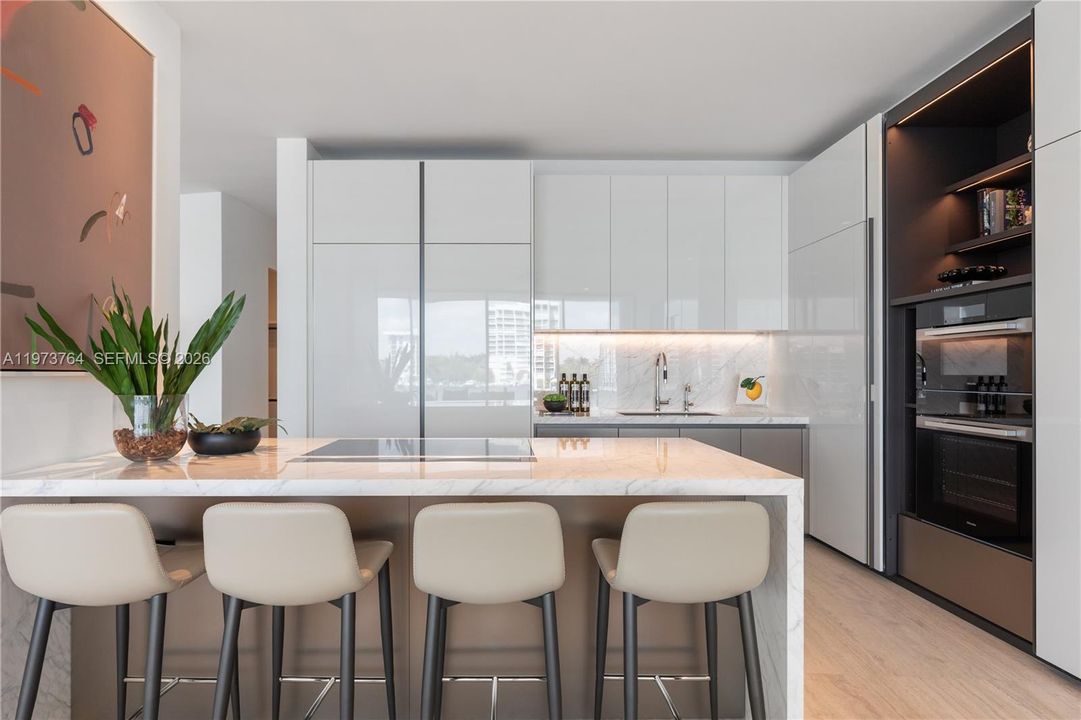 For Sale: $8,990,000 (3 beds, 3 baths, 3876 Square Feet)