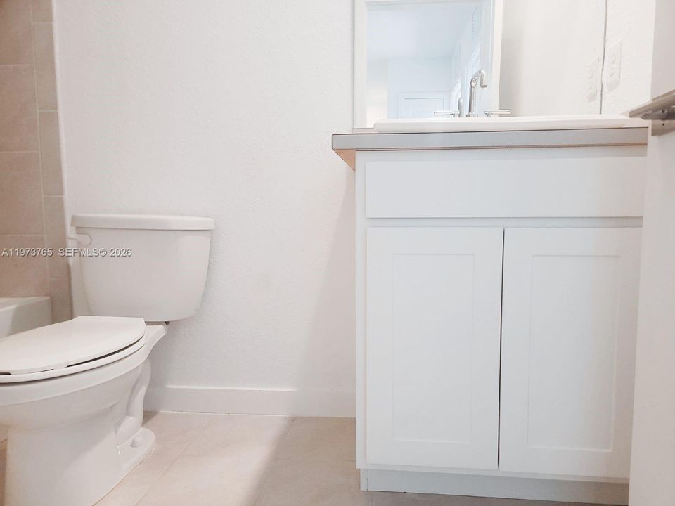 На продажу: $458,900 (3 спален, 2 ванн, 1524 Квадратных фут)