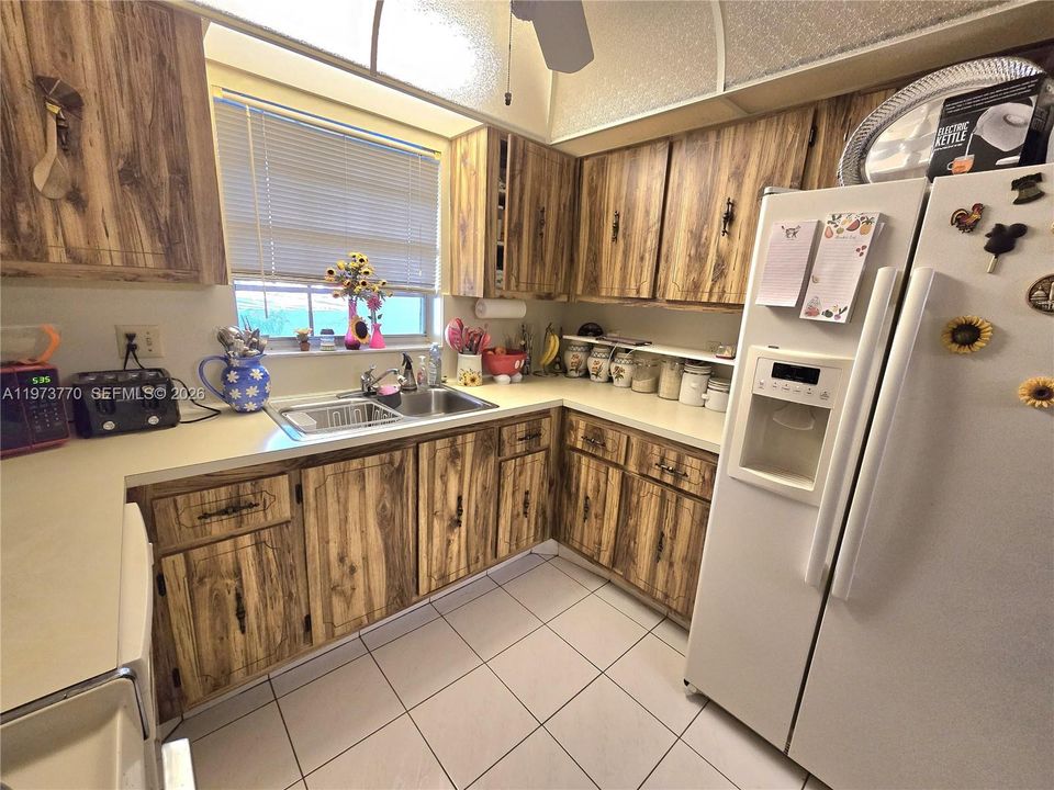 En Venta: $199,500 (2 camas, 2 baños, 1186 Pies cuadrados)