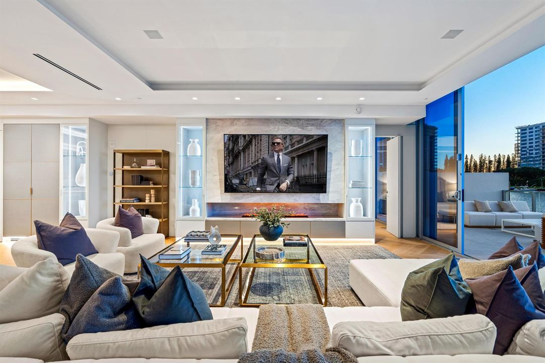 GREAT ROOM