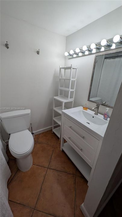 Activo con contrato: $190,000 (1 camas, 1 baños, 744 Pies cuadrados)