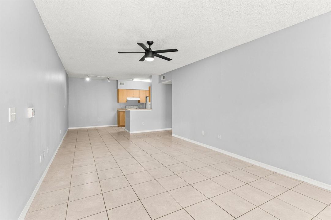 006-10354FoxTrailRoadSouth-WestPalmBeach