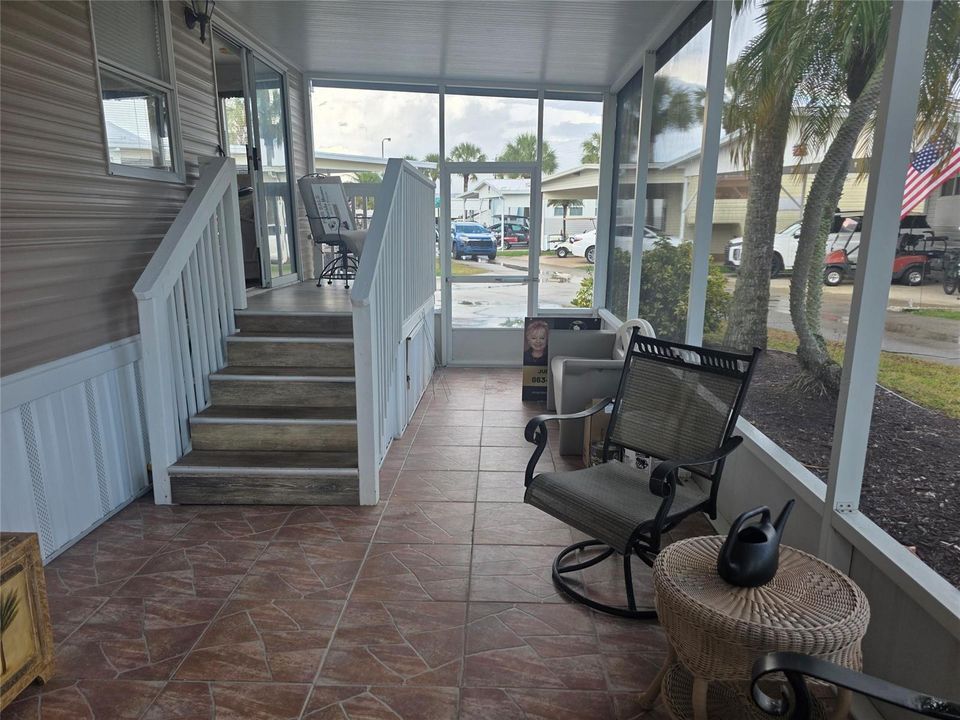 enclosed home access with secured steps
