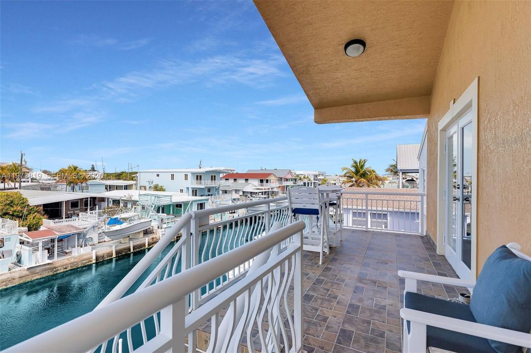For Sale: $1,890,000 (3 beds, 3 baths, 2658 Square Feet)