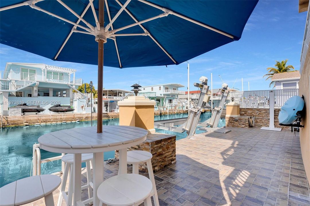 For Sale: $1,890,000 (3 beds, 3 baths, 2658 Square Feet)