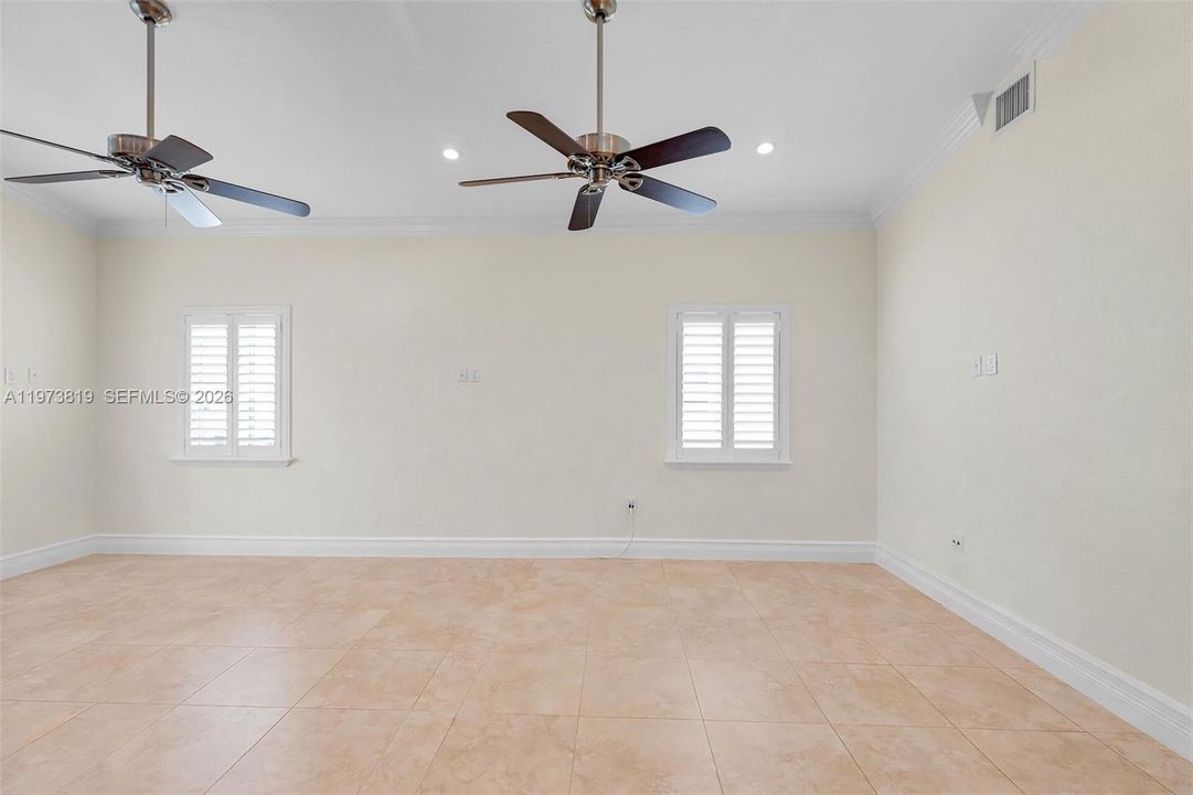 For Sale: $1,890,000 (3 beds, 3 baths, 2658 Square Feet)