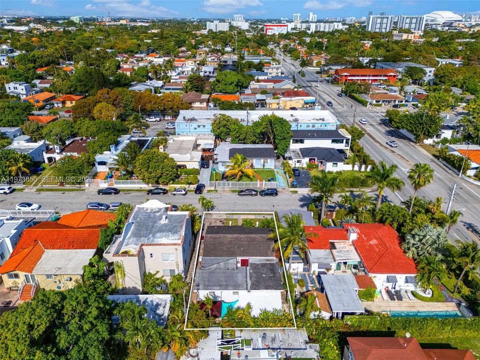 Activo con contrato: $519,900 (4 camas, 3 baños, 1968 Pies cuadrados)