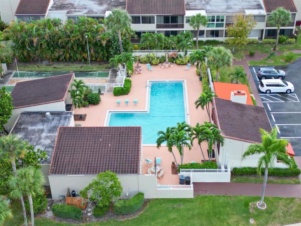 Clubhouse 3