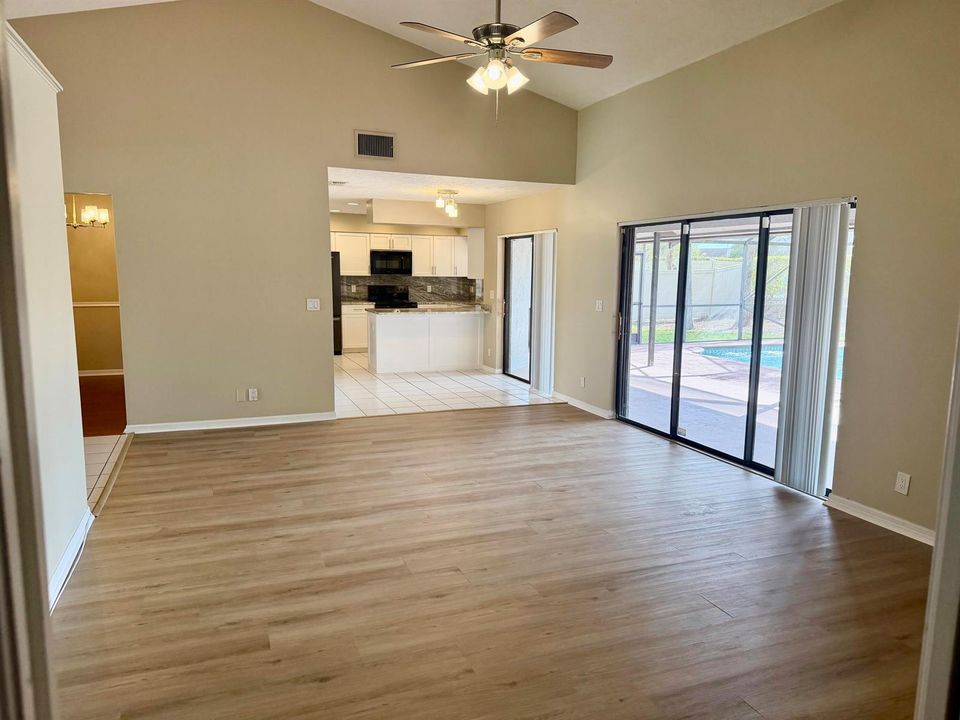 Family Rm Kitchen
