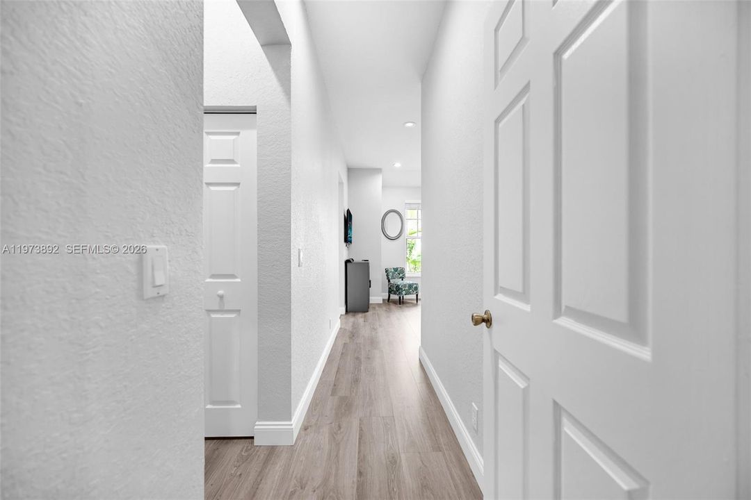 Activo con contrato: $538,000 (3 camas, 2 baños, 2265 Pies cuadrados)