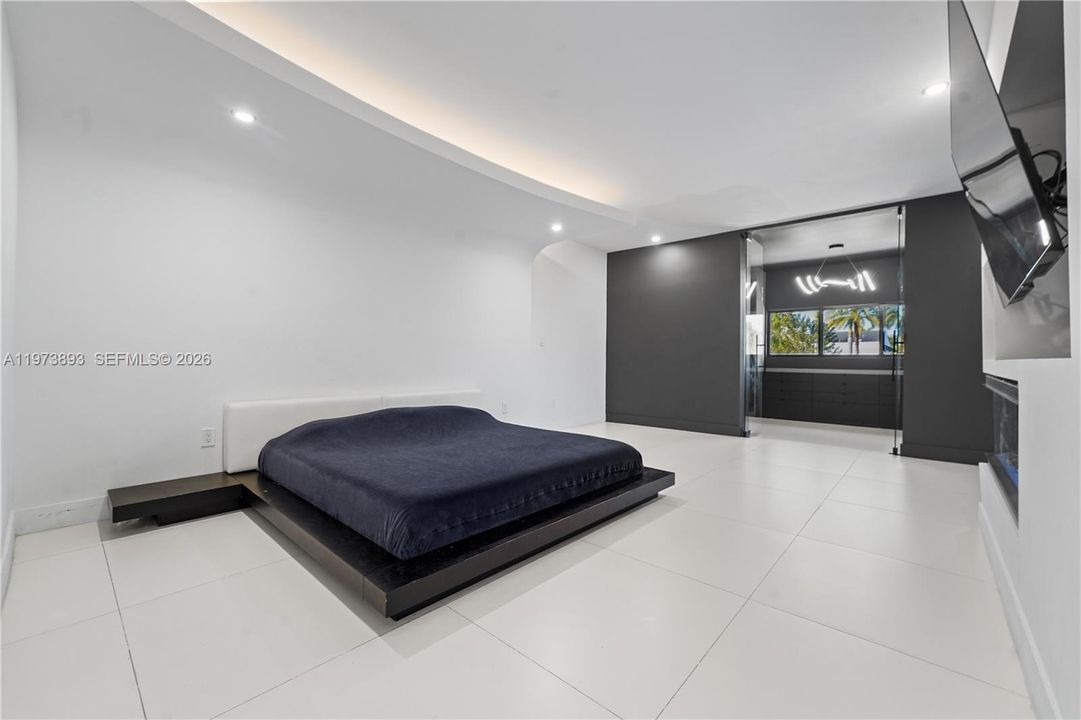En Venta: $2,499,000 (4 camas, 4 baños, 4188 Pies cuadrados)
