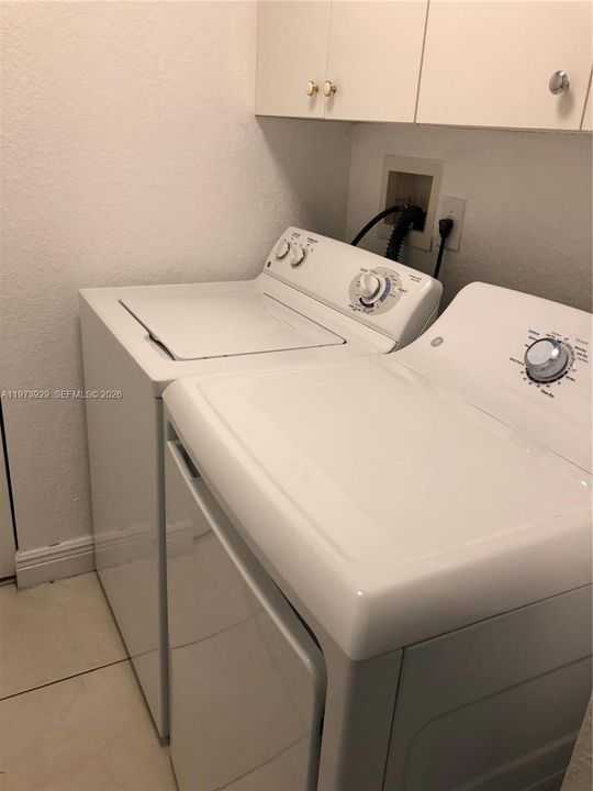 En Venta: $525,000 (3 camas, 2 baños, 1710 Pies cuadrados)