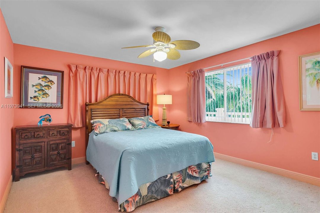 En Venta: $2,145,000 (4 camas, 3 baños, 3023 Pies cuadrados)