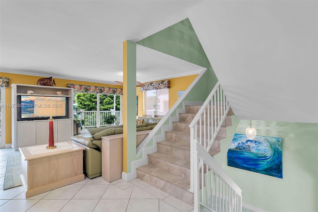 En Venta: $2,145,000 (4 camas, 3 baños, 3023 Pies cuadrados)