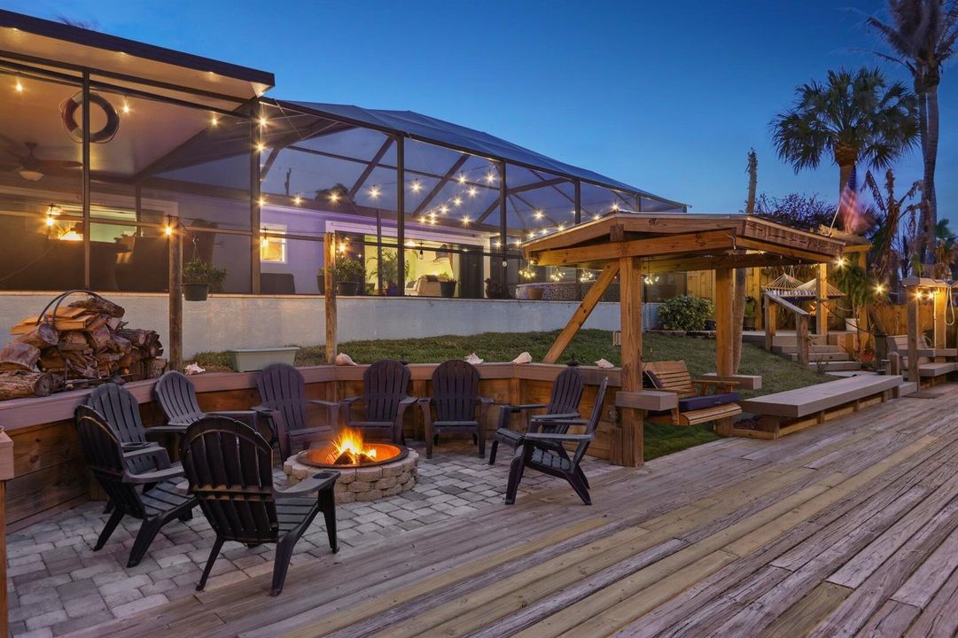 Fire pit/seating area