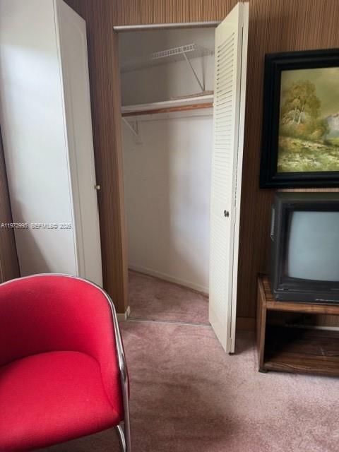 Под контрактом: $236,900 (2 спален, 2 ванн, 1030 Квадратных фут)