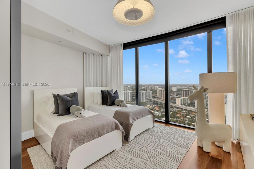For Sale: $4,495,000 (4 beds, 4 baths, 3171 Square Feet)