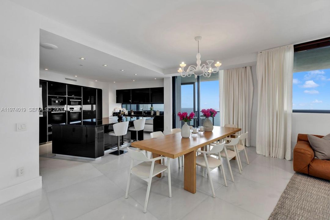 For Sale: $4,495,000 (4 beds, 4 baths, 3171 Square Feet)