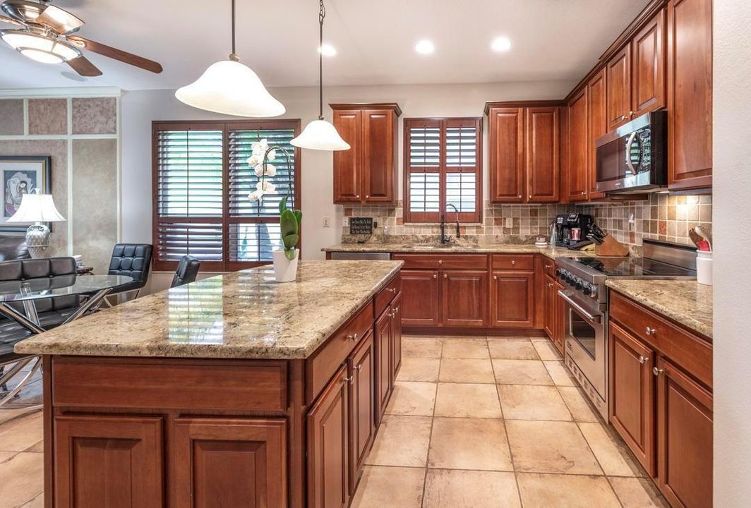 Kitchen 4