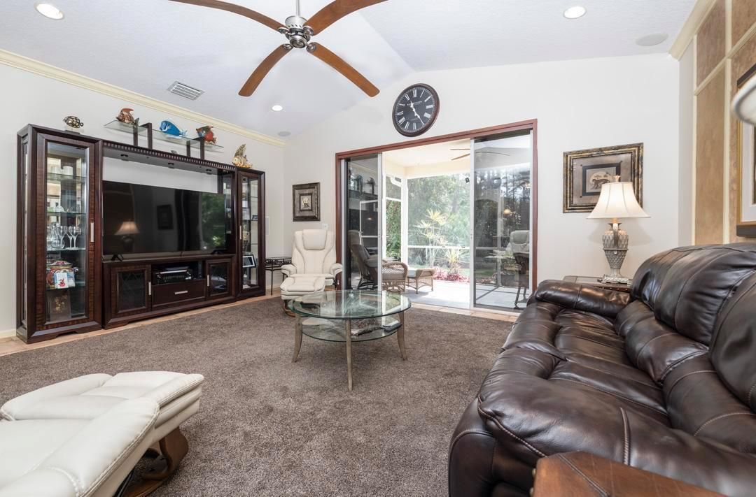Living Area 3
