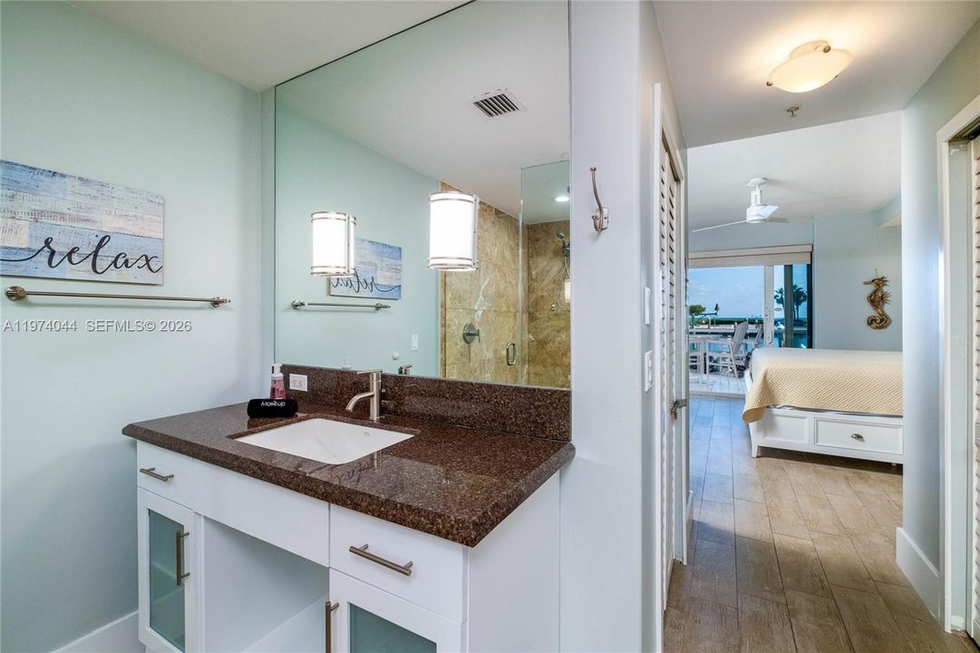 For Sale: $1,599,000 (3 beds, 2 baths, 1876 Square Feet)
