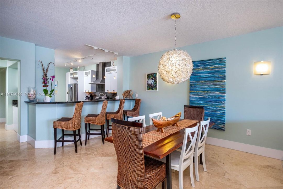 For Sale: $1,599,000 (3 beds, 2 baths, 1876 Square Feet)