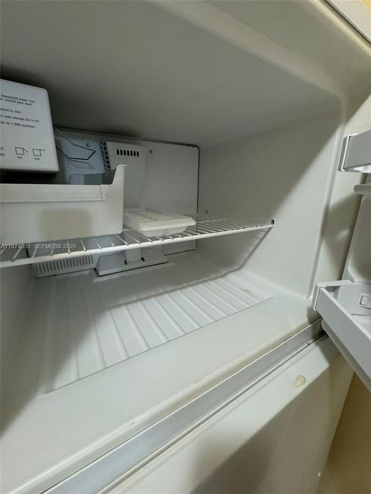 На продажу: $94,900 (1 спален, 1 ванн, 570 Квадратных фут)