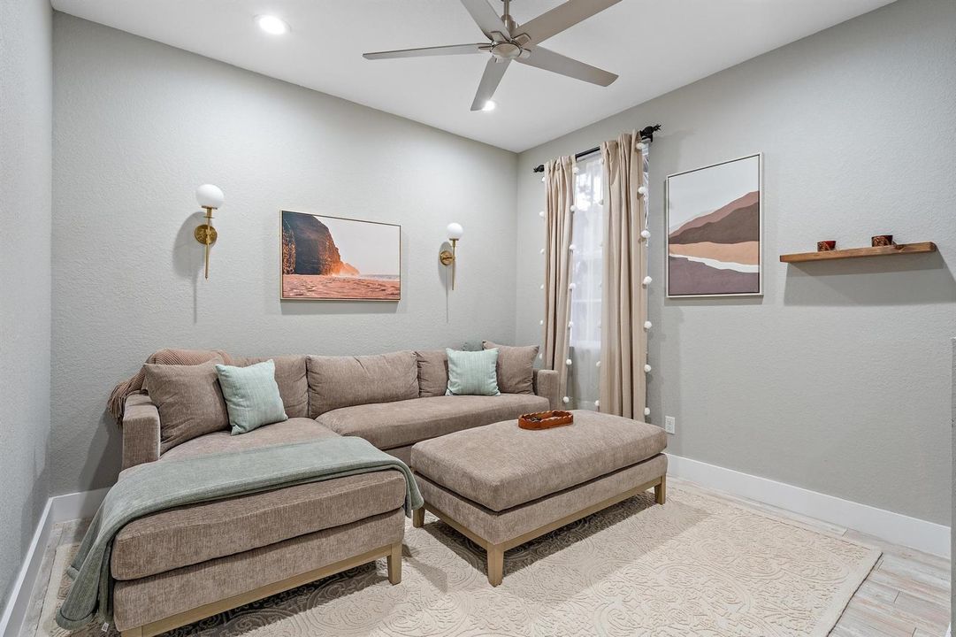6108 SE Turn Leaf Trail-19