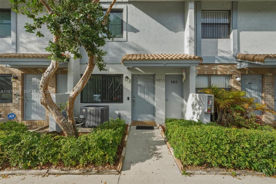 En Venta: $350,000 (3 camas, 2 baños, 1280 Pies cuadrados)