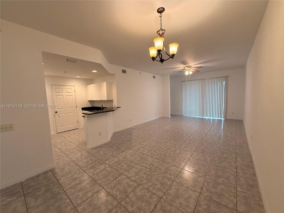 En Venta: $195,000 (3 camas, 2 baños, 1314 Pies cuadrados)
