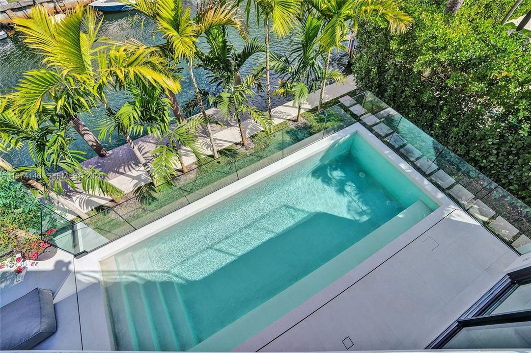 For Sale: $6,495,000 (4 beds, 4 baths, 4938 Square Feet)