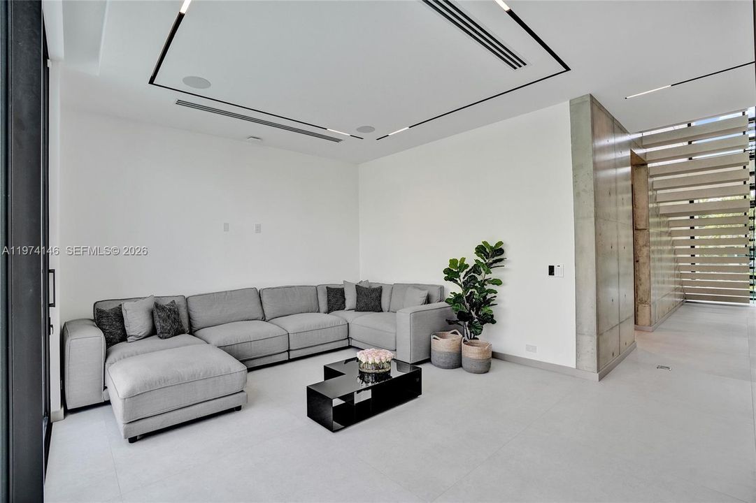 For Sale: $6,495,000 (4 beds, 4 baths, 4938 Square Feet)