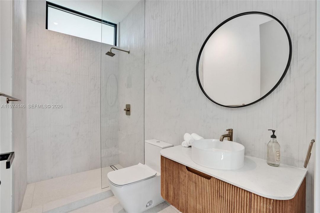 For Sale: $6,495,000 (4 beds, 4 baths, 4938 Square Feet)