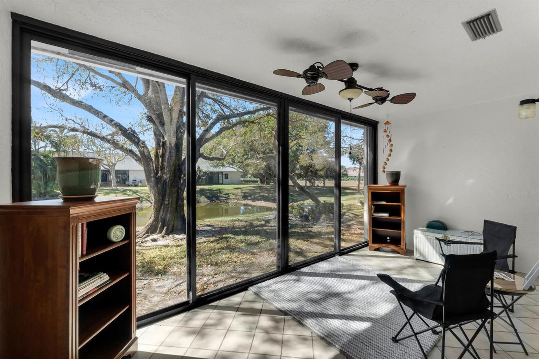 10980 Lake Front Pl 29