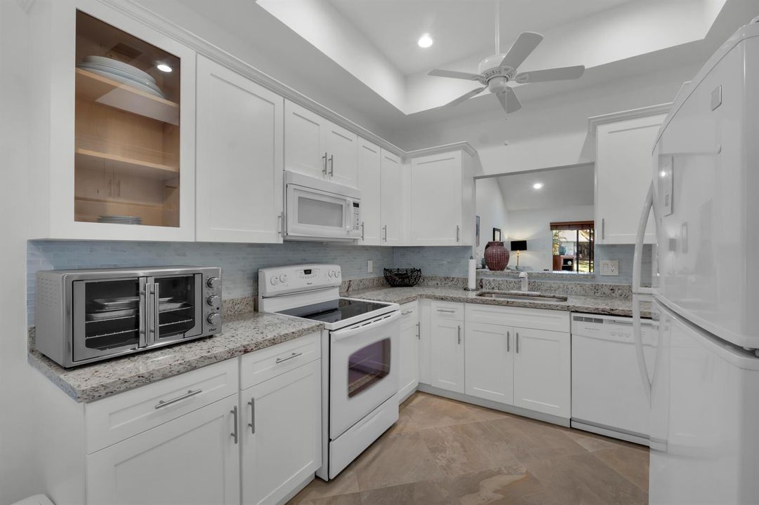 10980 Lake Front Pl 21