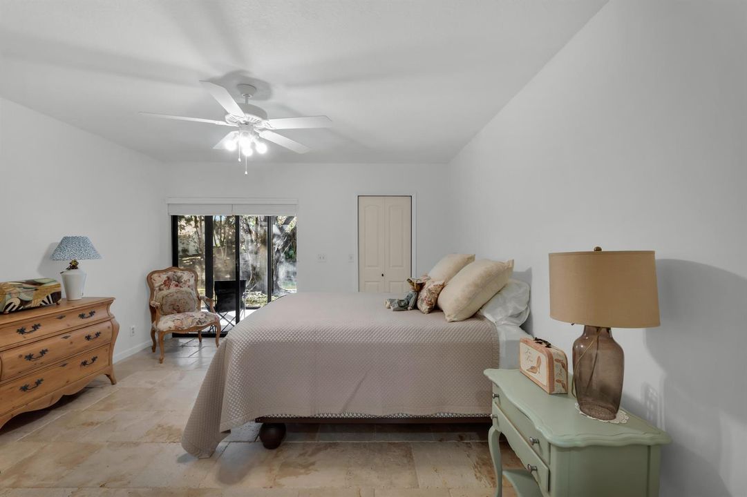 10980 Lake Front Pl 11
