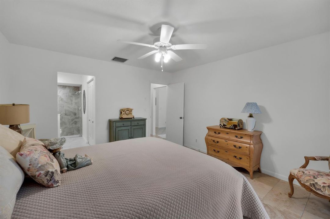 10980 Lake Front Pl 12