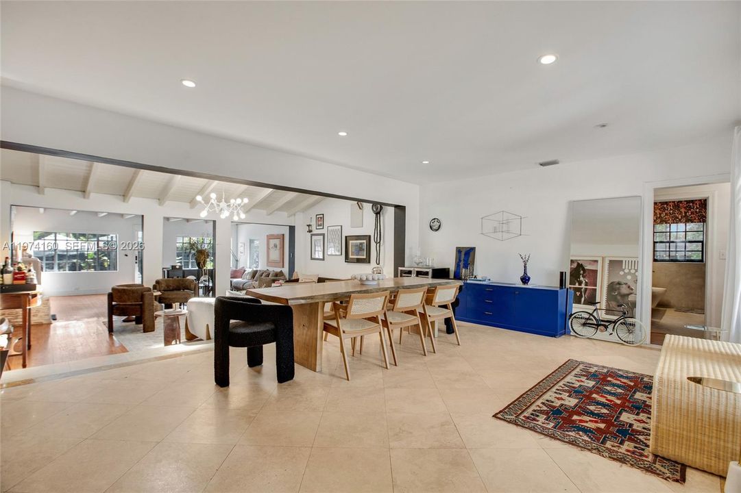 For Sale: $2,650,000 (5 beds, 5 baths, 3282 Square Feet)